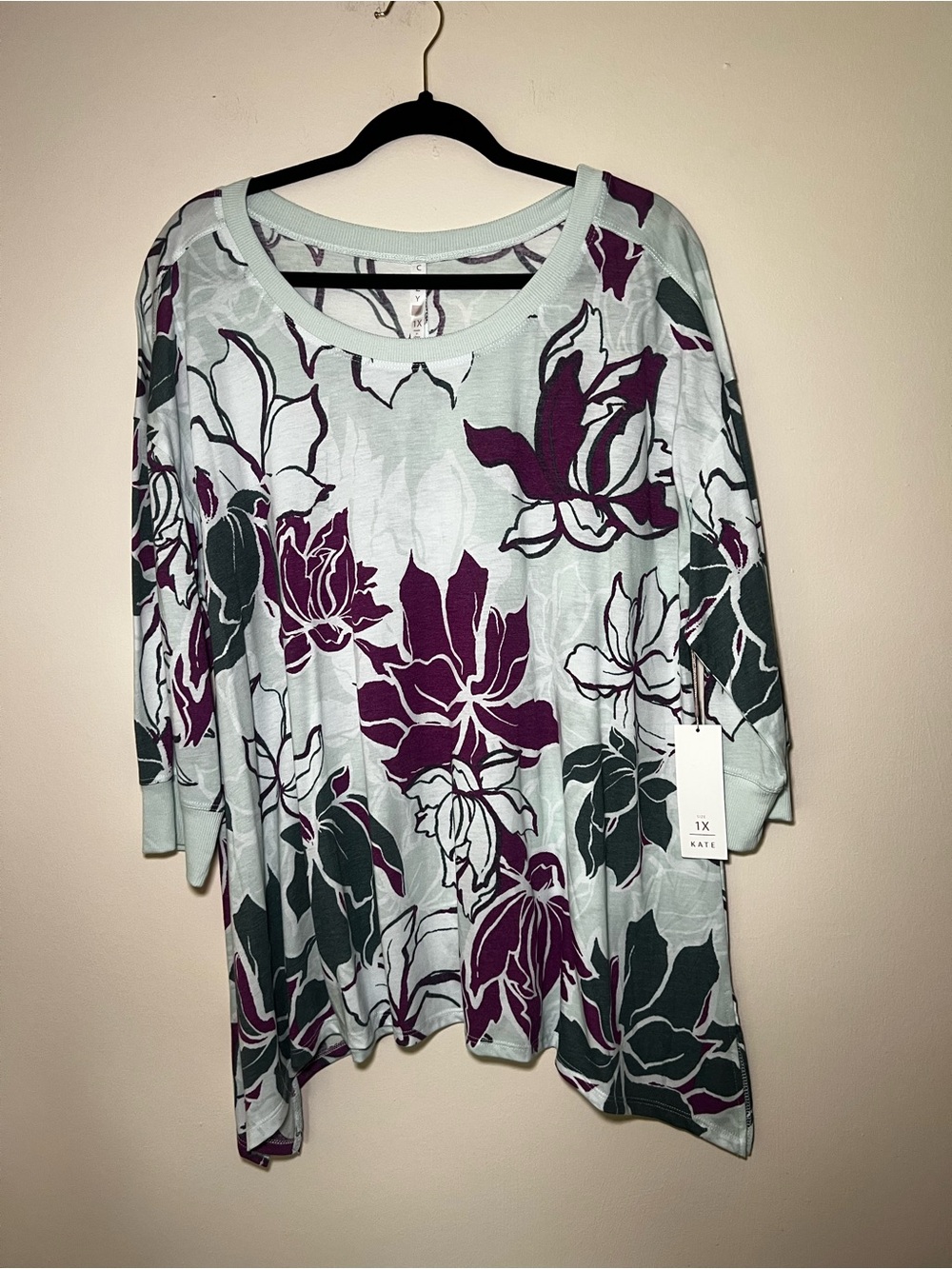 LuLaRoe Kate 3/4 Sleeve Floral Print Top